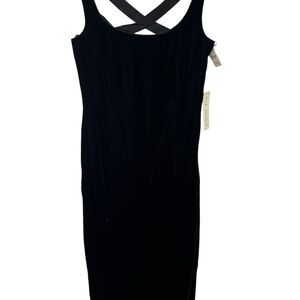 AJ A.J BARI black velvet sleeveless Dress Gown size 10, side slit